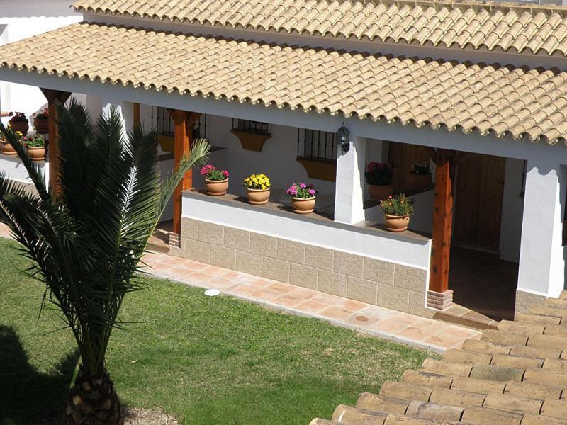 Hostal Las Acacias Лос Канос де Мека Екстериор снимка