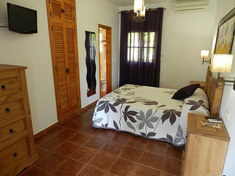 Hostal Las Acacias Лос Канос де Мека Екстериор снимка